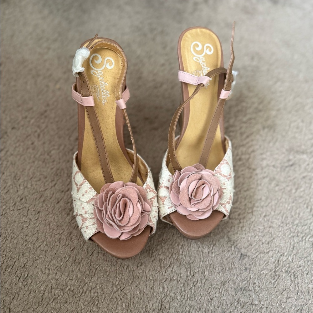 Seychelles Pink and Cream Floral Heels
